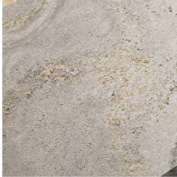 Meet your Posher, Nicole - Picture 1 of 1